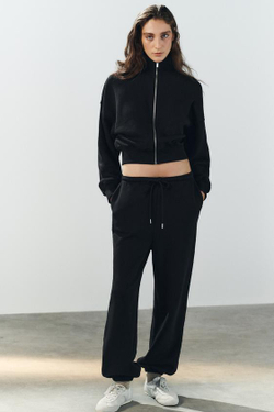 ZARA БРЮКИ-ДЖОГГЕРЫ ИЗ МЯГКОЙ ТКАНИ, ЧЕРНЫЙ
