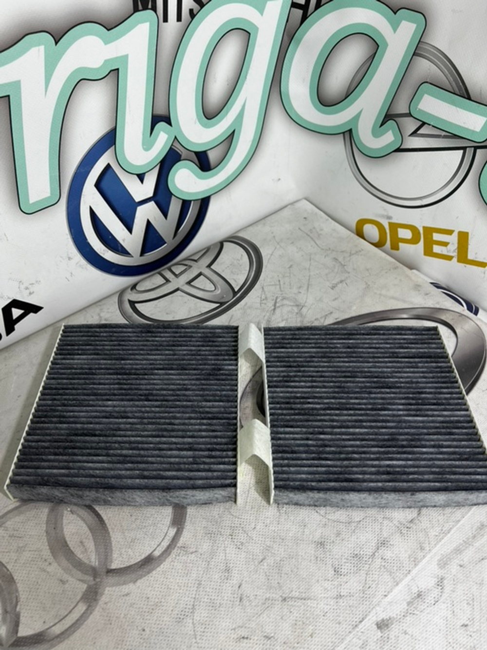 Салонный фильтр MANN-FILTER CUK19004