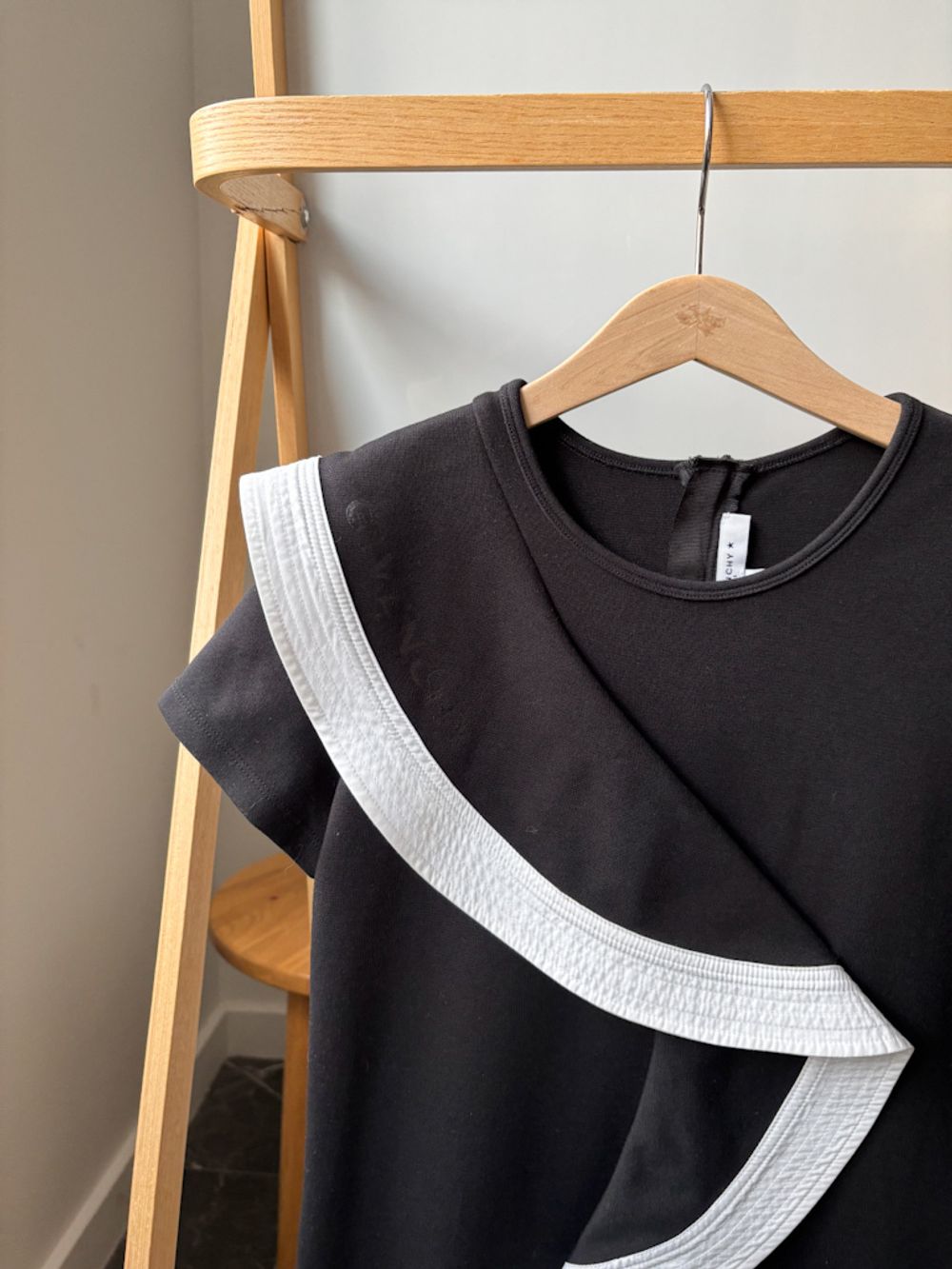 Платье Givenchy, 140