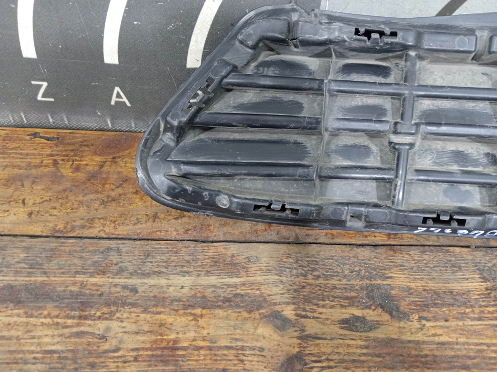 Решетка переднего бампера левая Toyota RAV4 IV (XA40) 15-19 Б/У Оригинал 5312842080
