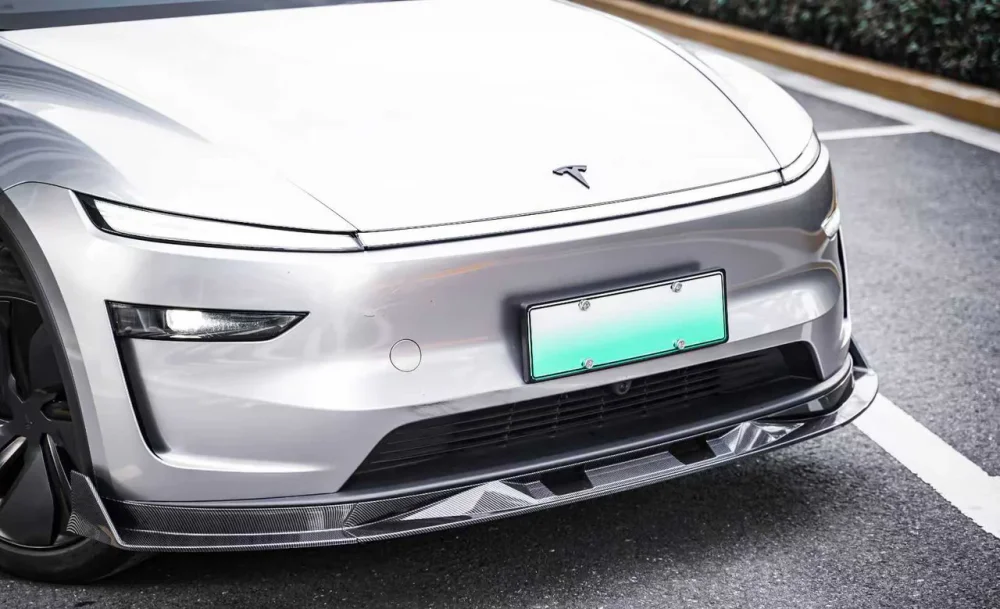 Карбоновый спойлер и губа бампера для Tesla Model Y РЕСТАЙЛИНГ 2025+ Тесла аэродинамический обвес