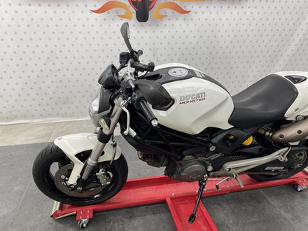 Ducati Monster 696 Plus 2013