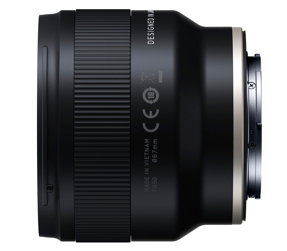 Объектив Tamron 20mm f/2.8 Di III OSD M1:2 Sony FE (F050SF)