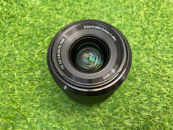 Sony 28-70mm 3.5-5.6 OSS