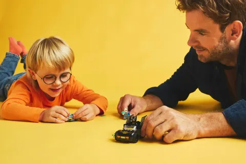 Конструктор LEGO The Batman 76301 Бэтмен и Бэтмобиль против Мистера Фриза