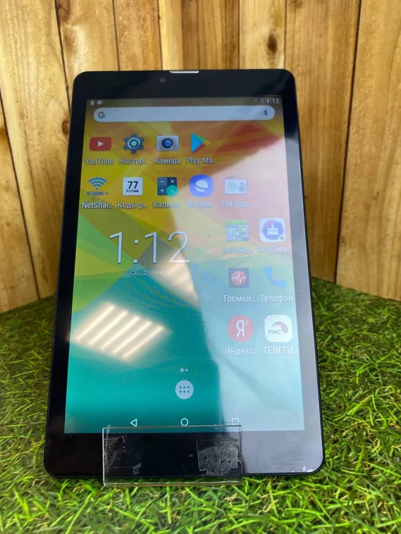 Планшет Prestigio MUZE 3718 16 ГБ 3G черный Витринный