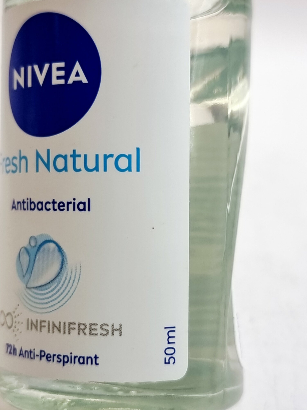Роликовый антиперспирант  женский 72 ч  Nivea Fresh Natural 50 мл (Германия)