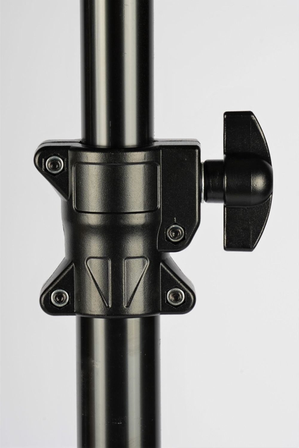 FST LS-470