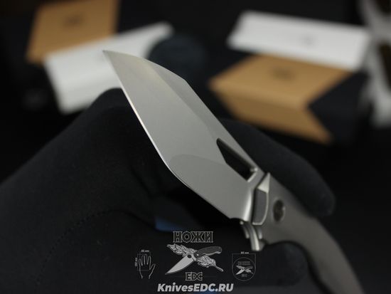 Нож складной WE Knife Ignio WE22042B-4 сталь клинка CPM-20CV, рукоять титан