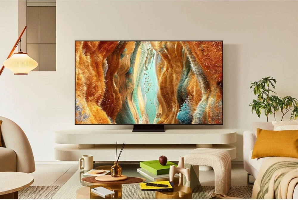 Телевизор QLED Samsung 55" QE55QN70FAUXRU Series 7 черный 4K Ultra HD 120Hz DVB-T2 DVB-C DVB-S2 USB WiFi Smart TV (RUS)