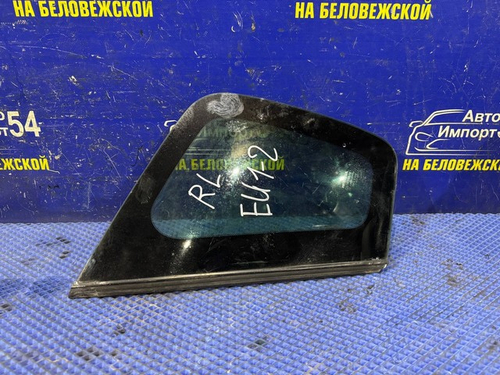Стекло багажника левое Honda CIVIC 2001