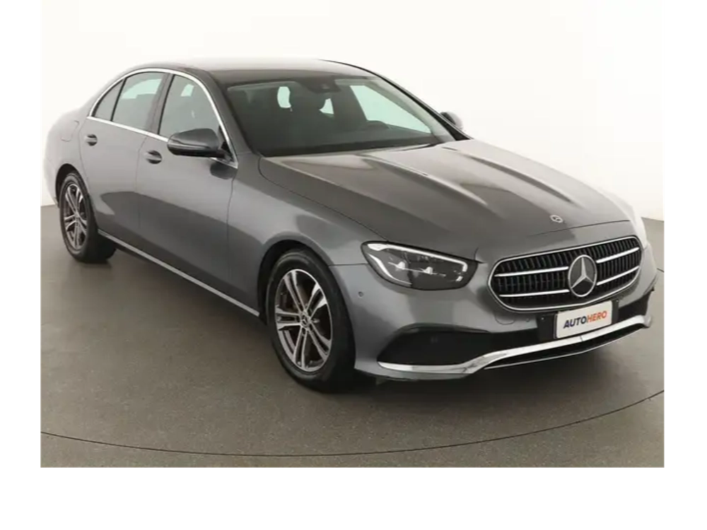 Mercedes-Benz E 200