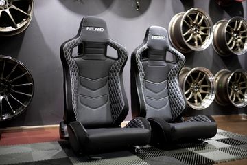 Сиденья спортивные JBR 1082 чёрные (2шт)