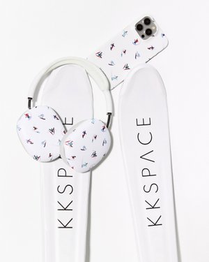 Кейс ON THE SLOPE для AirPods Max
