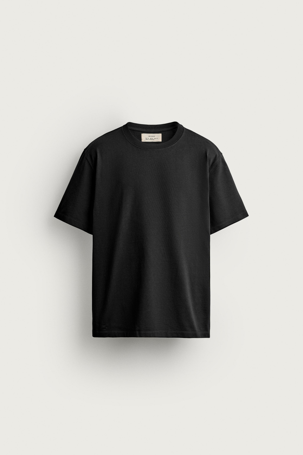 ФУТБОЛКА HEAVYWEIGHT С КОРОТКИМИ РУКАВАМИ — ZARA