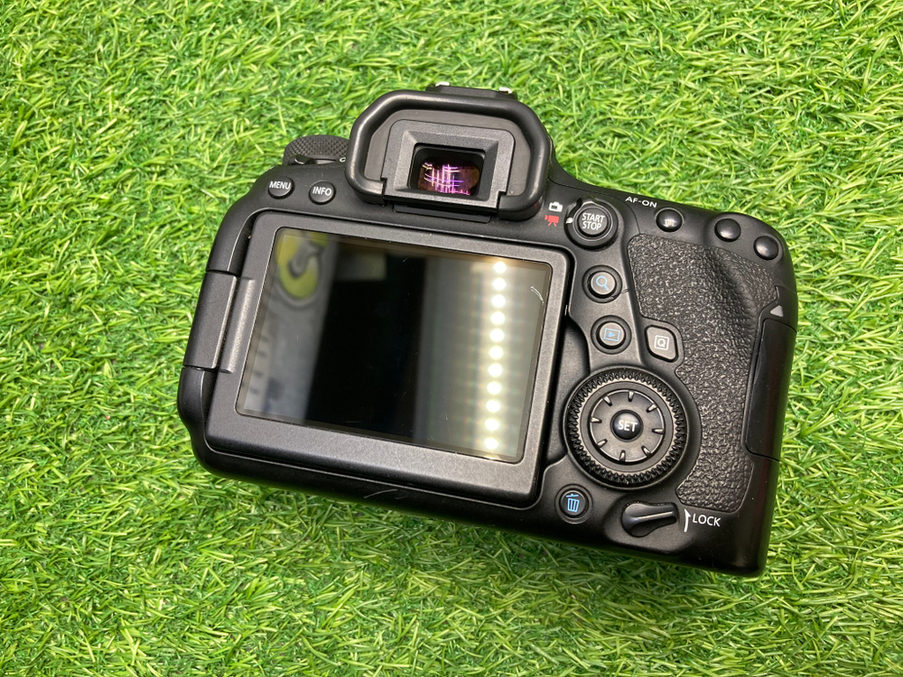 Canon EOS 6D Mark II ( 35.000 кадров )