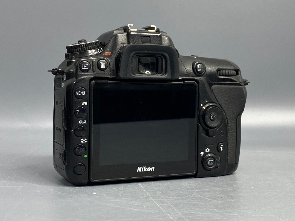 Nikon D7500 body 203.600 кадров