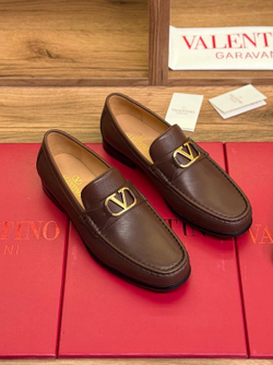 Лоферы Valentino