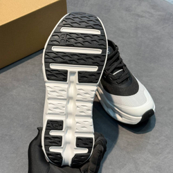 Кроссовки On Running x Loewe