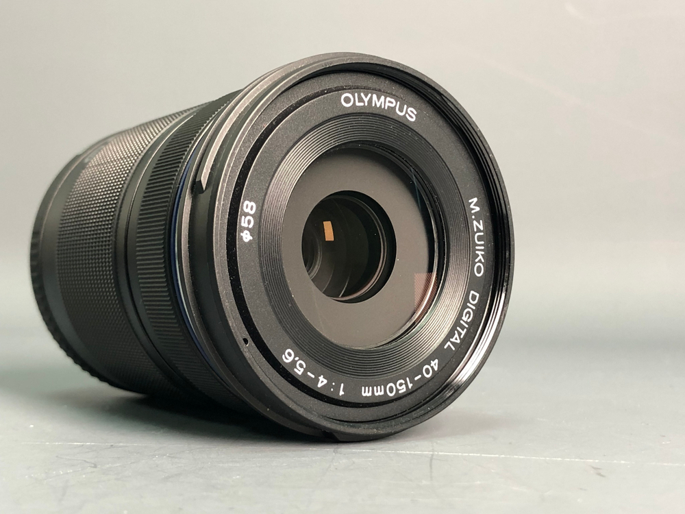 Olympus ED 40-150mm f/4.0-5.6 R MFТ