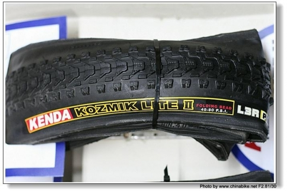 Покрышка KENDA KOZMIK LITE II K-942 26"x1,75  полуслик , кевлар, 120 TPI, 375г.