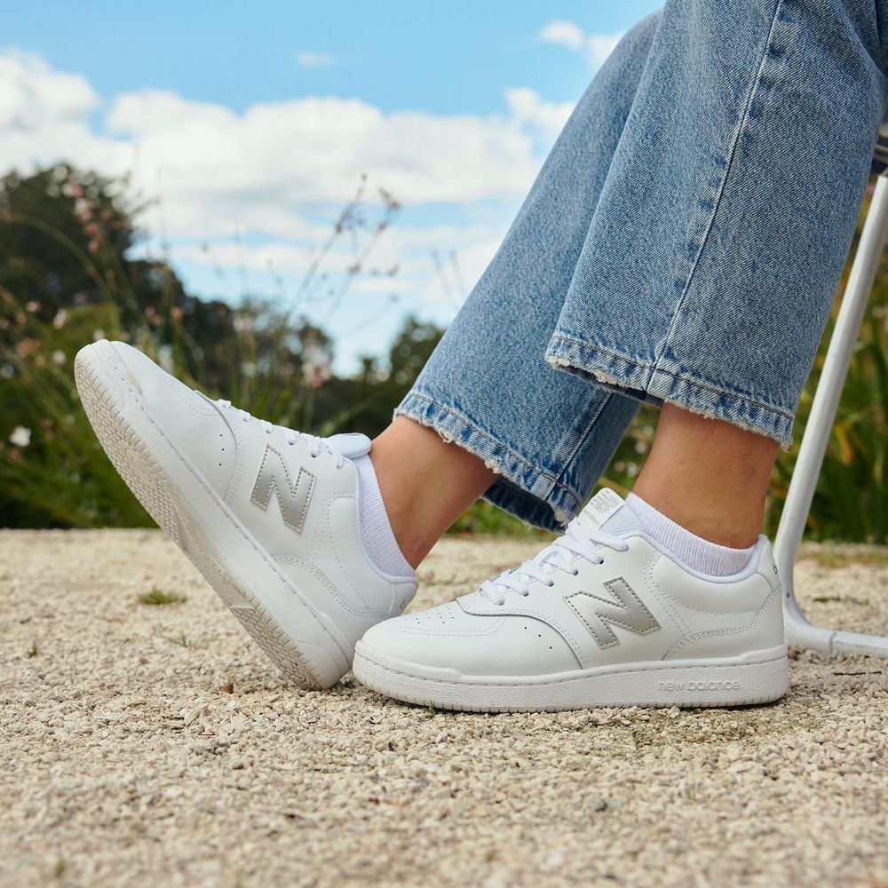 Кроссовки женские NEW BALANCE 80