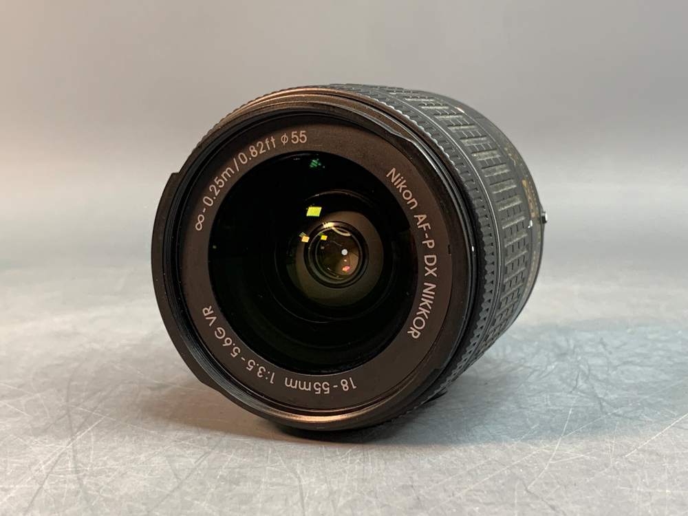 Nikon D5600 Kit AF-P 18-55mm VR 6.500 кадров