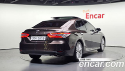 Toyota Camry 2.5 — 2019