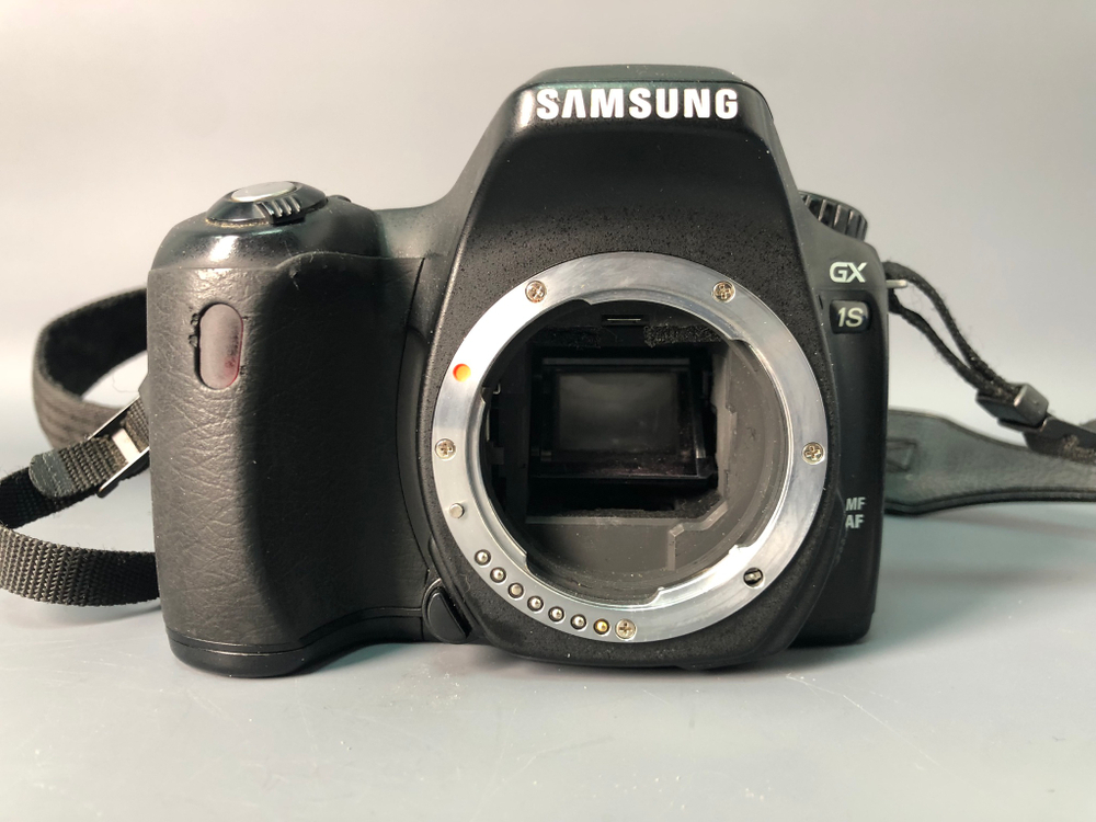 Samsung GX-1Sплохо видно в видеоискатель