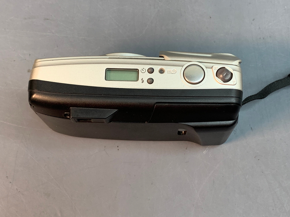 Olympus SuperZoom 70G