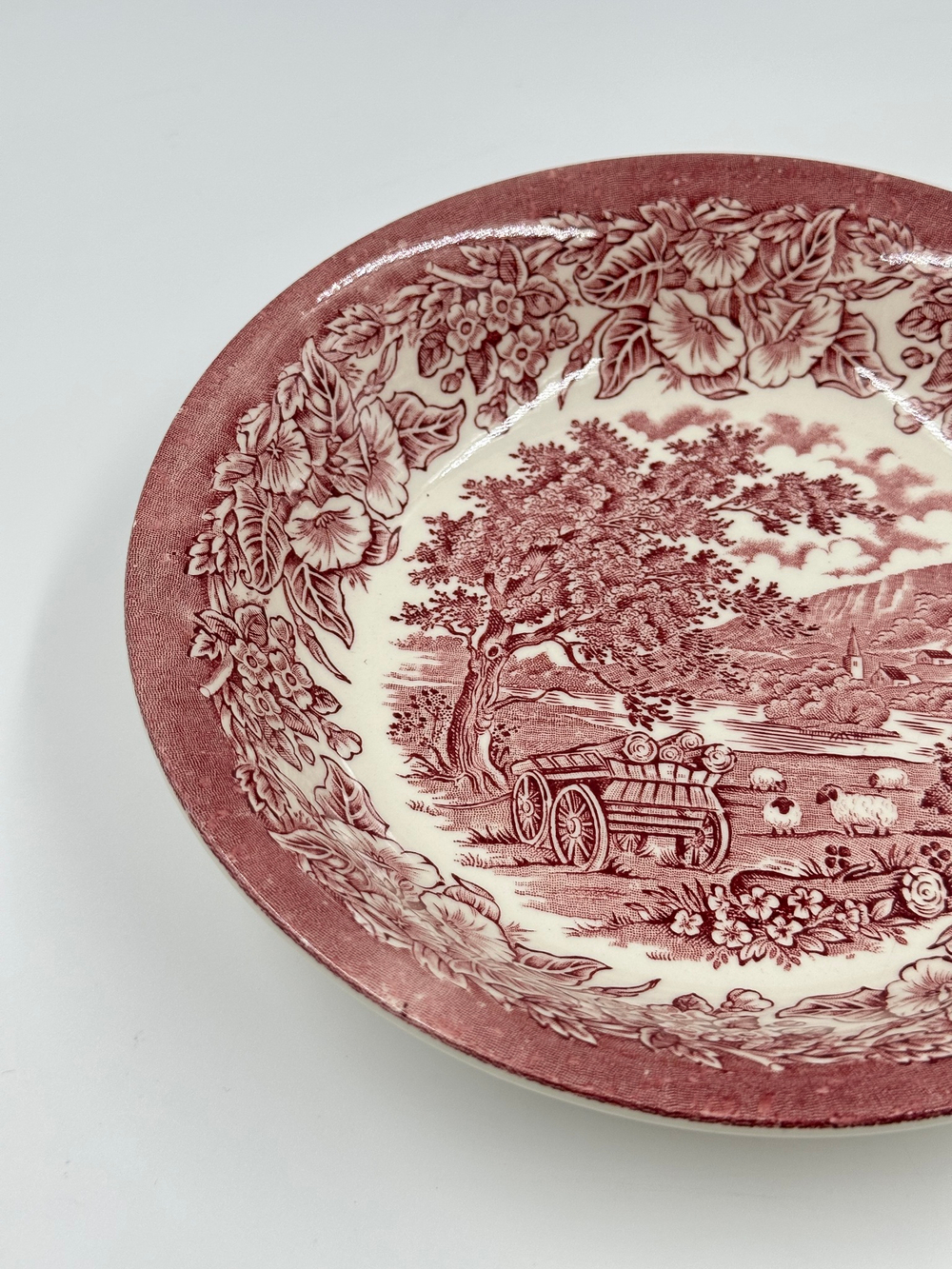 Тарелка глубокая English Ironstone