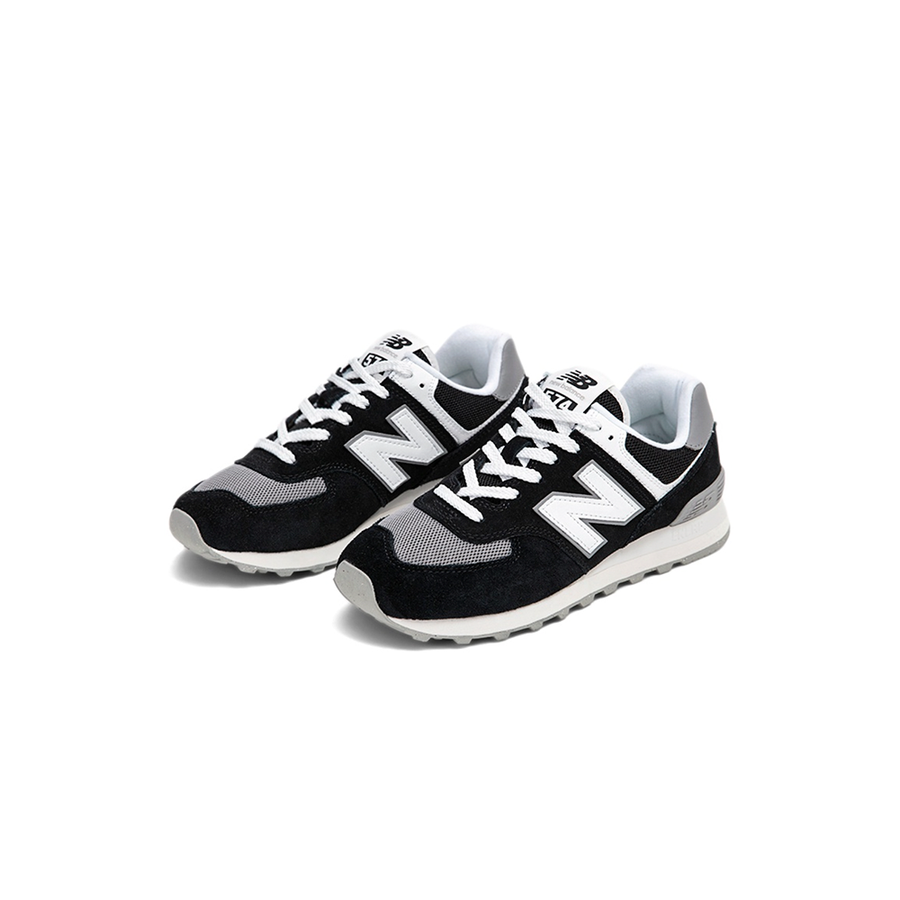 alt="Кроссовки New Balance 574 Black Grey White арт. ML574EVB черно-серая расцветка вид спереди"