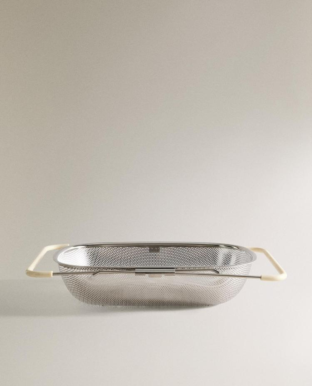 ZARA HOME МЕТАЛЛИЧЕСКИЙ ДУРШЛАГ, КРЕМОВЫЙ