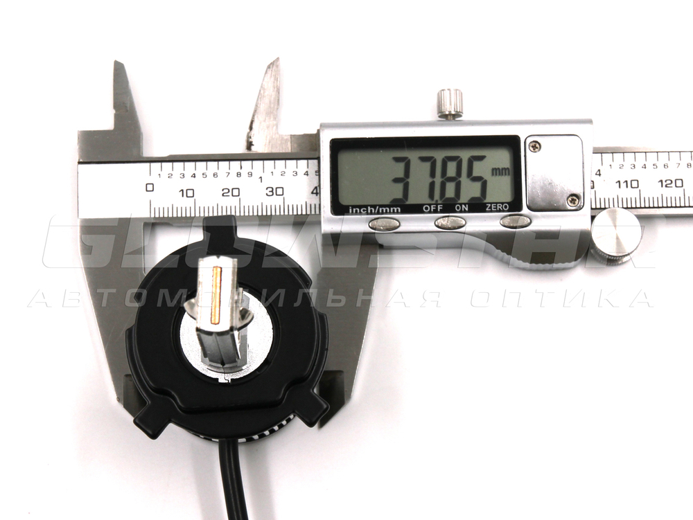 Светодиодные лампы Aozoom P8/H4 с радиатором 12V 20W 2950Lm (комплект, 2шт)