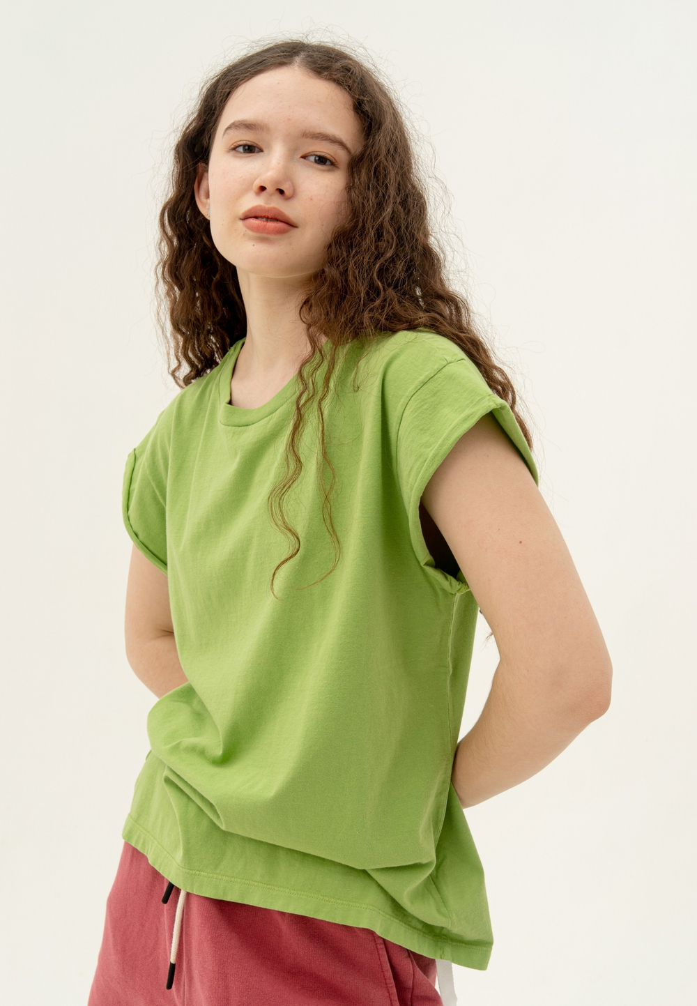 Футболка со скрученным рукавом Bowery NYC Vintage Kiwi