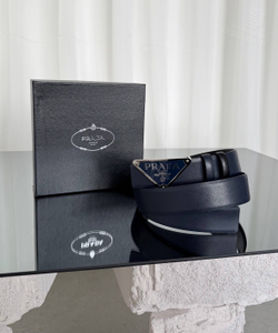 Двухсторонний ремень Prada