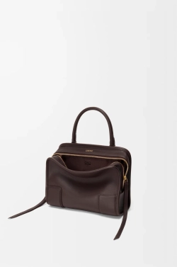 Loewe Маленькая сумка Amazona 180 из мягкой телячьей кожи, темно-каштановый