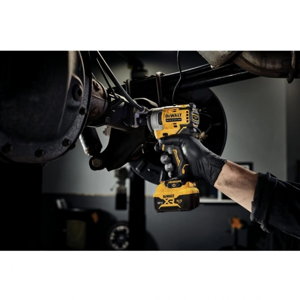 Гайковерт DeWalt DCF901P1-QW