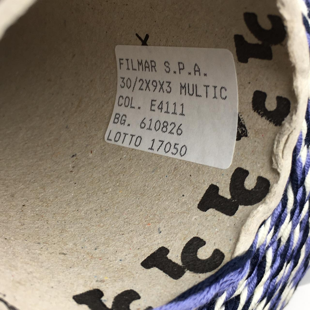 MULTICOLOR - Filmar; 100% хлопок; 90м/100гр, (30/2*9*3); col.E4111, цвет: молочный/синий/темно-синий; S714; Есть мал. бобинка 235гр. MP