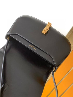 Сумка Yves Saint Laurent