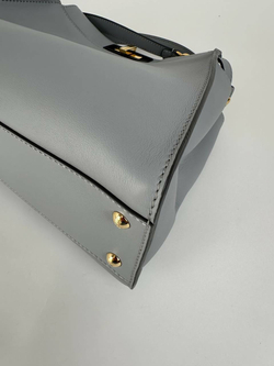 Сумка Fendi Peekaboo medium