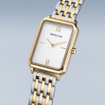 Женские наручные часы Bering 17423-714