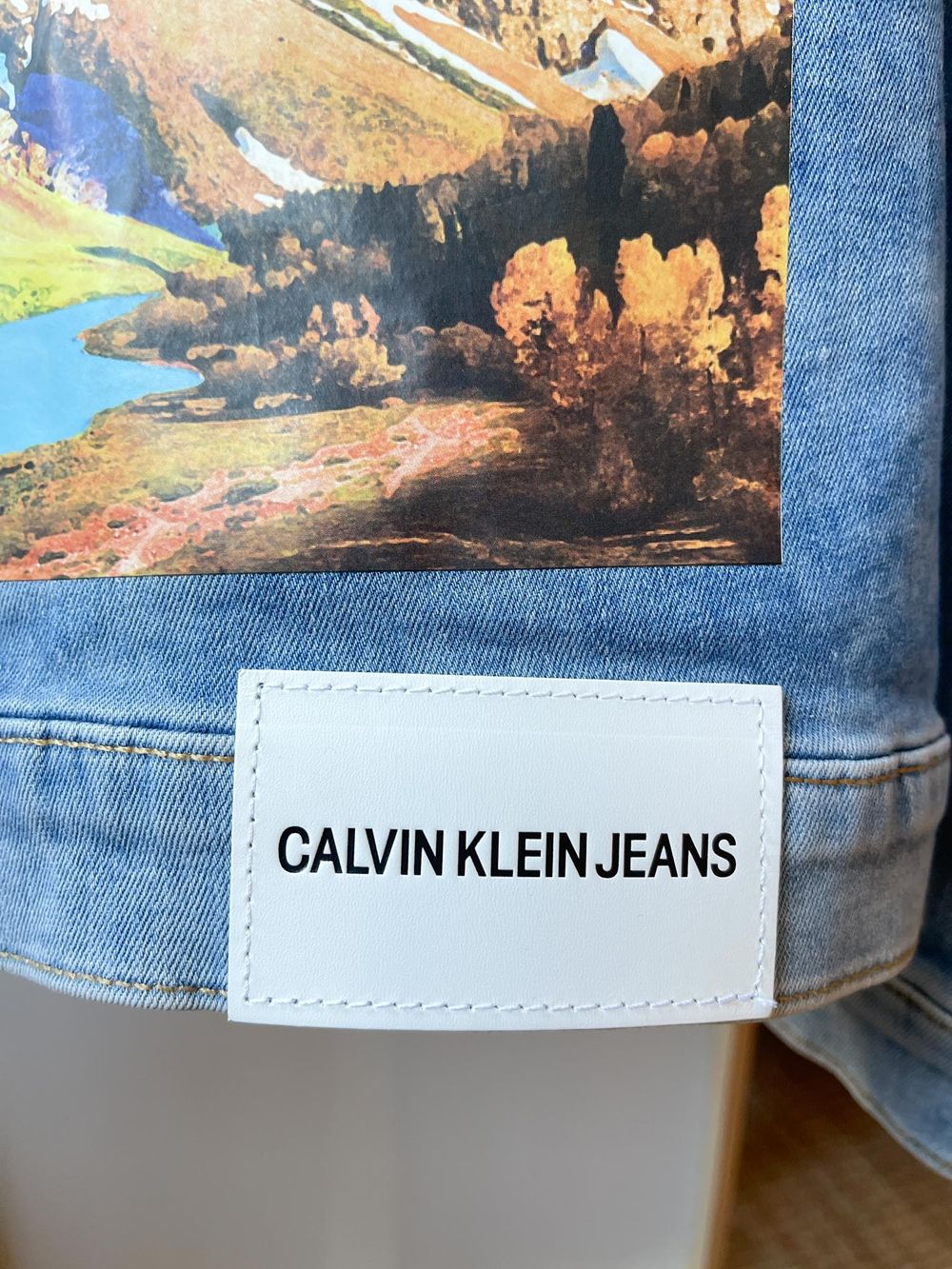 Новая джинсовая куртка Calvin Klein, 128