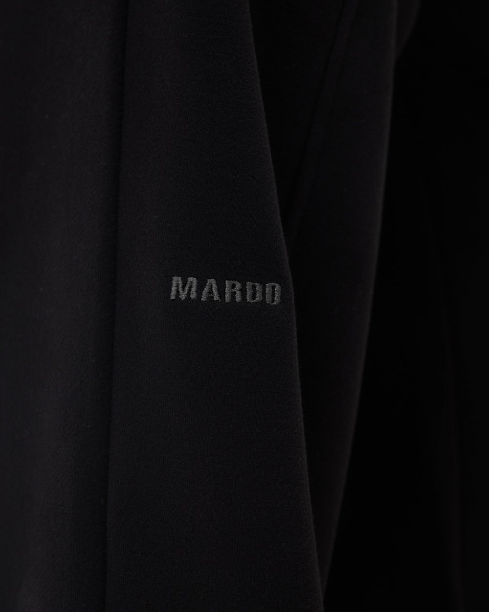 BLACK LOUNGE PANTS