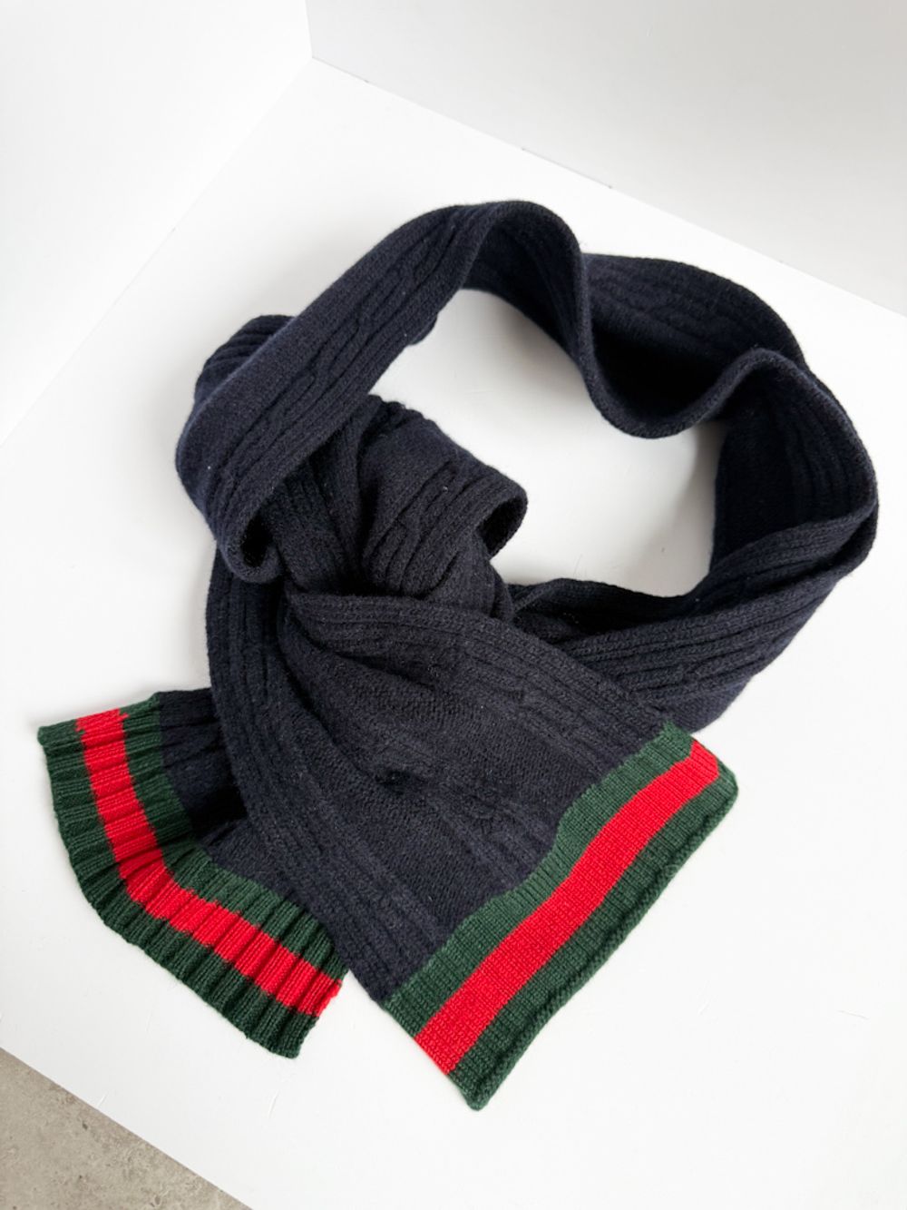 Шерстяной шарф Gucci, 140