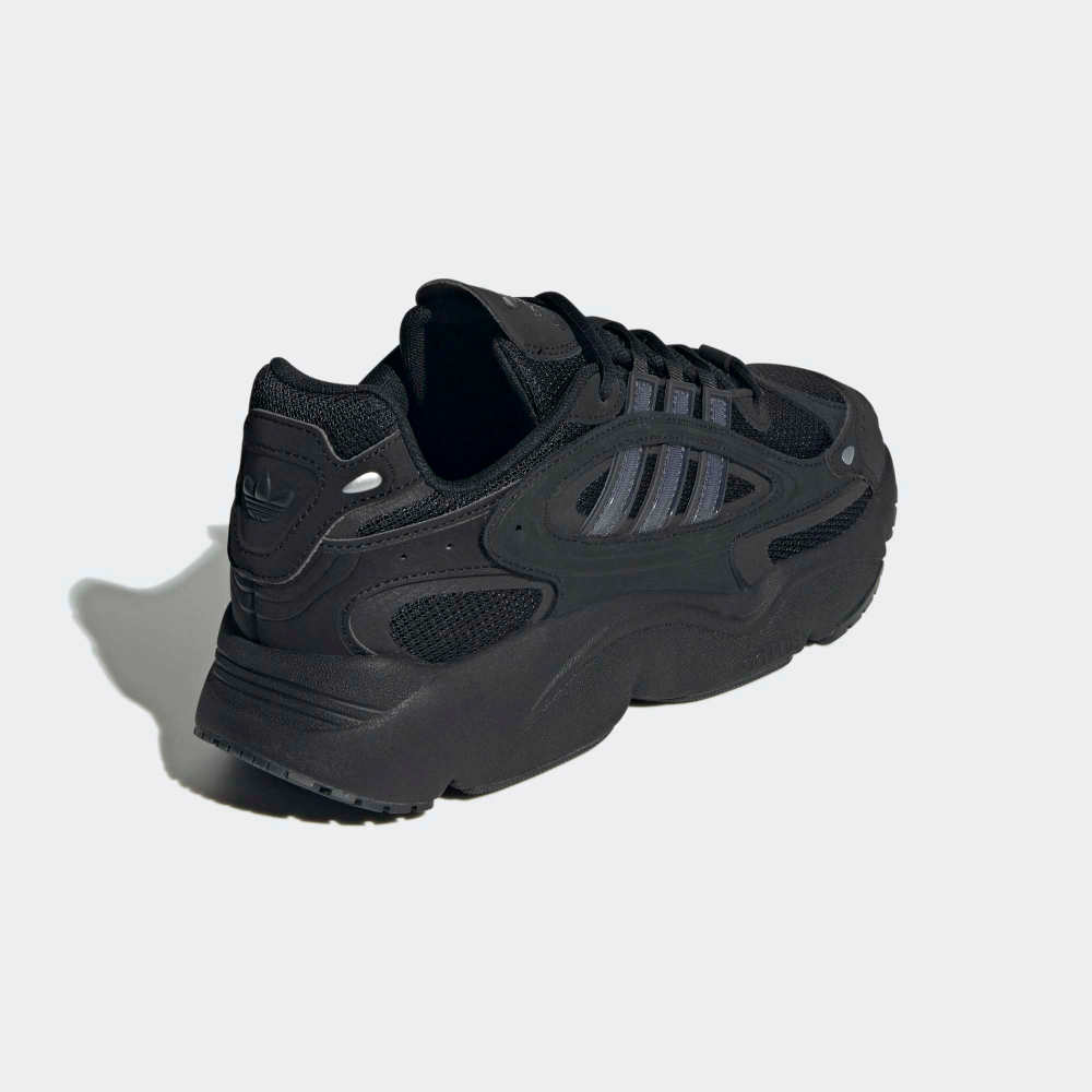 Кроссовки мужские adidas Originals OZMILLEN