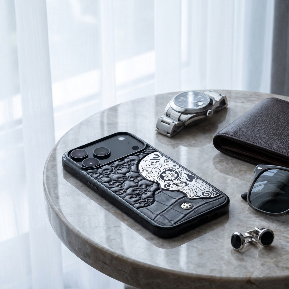 Лайфстайл фотография чехла Sugar Skull Euphoria CROC для iPhone 18 pro max - Euphoria HM