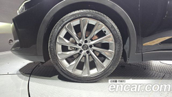 Toyota Crown 2.5 4WD Hybrid — 2026
