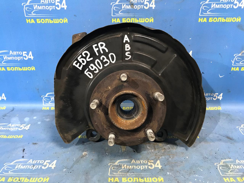 Ступица передняя правая NISSAN ELGRAND 2010-2024