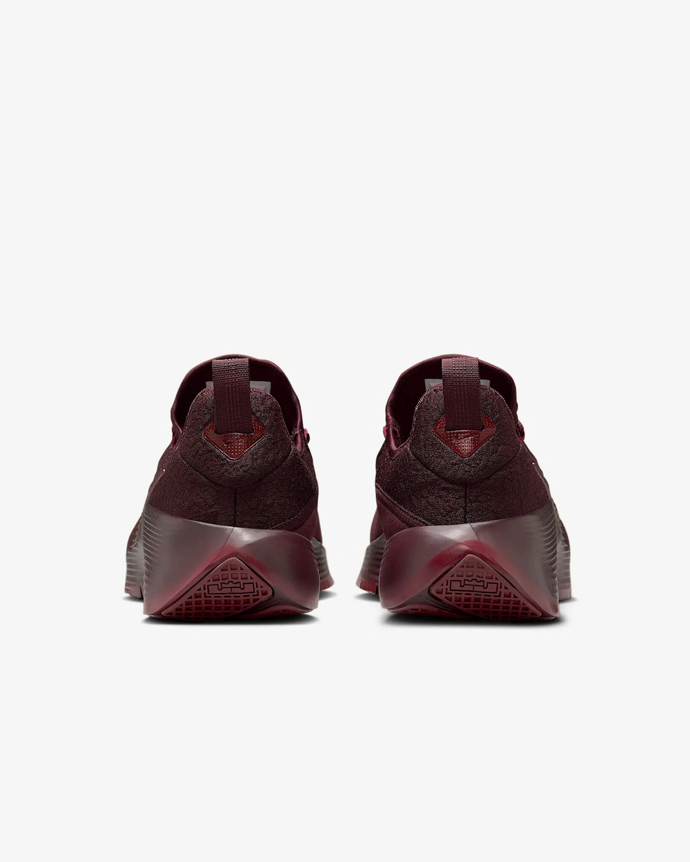 Заказать в Москве LeBron TR1 Cavs